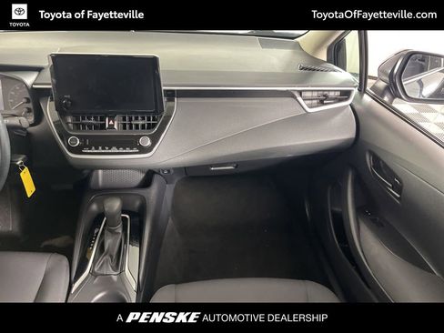 Used 2024 Toyota Corolla LE image 13