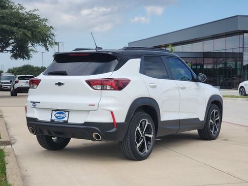 Certified 2023 Chevrolet TrailBlazer RS w/ Convenience Package FWD image 3