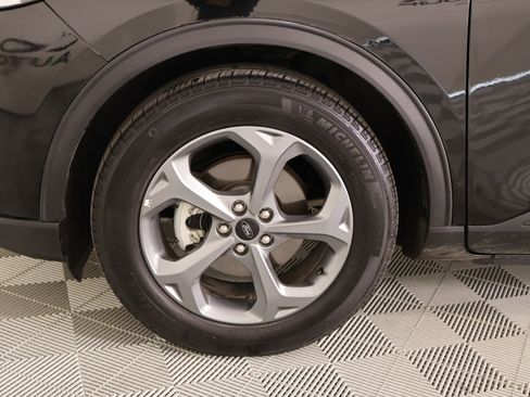 Used 2025 Ford Escape ST-Line FWD image 16