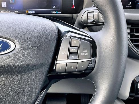 Certified 2023 Ford Escape SE image 25