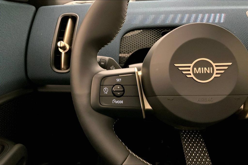 Used 2025 MINI Cooper Countryman S w/ Comfort Package Max AWD/4WD image 18