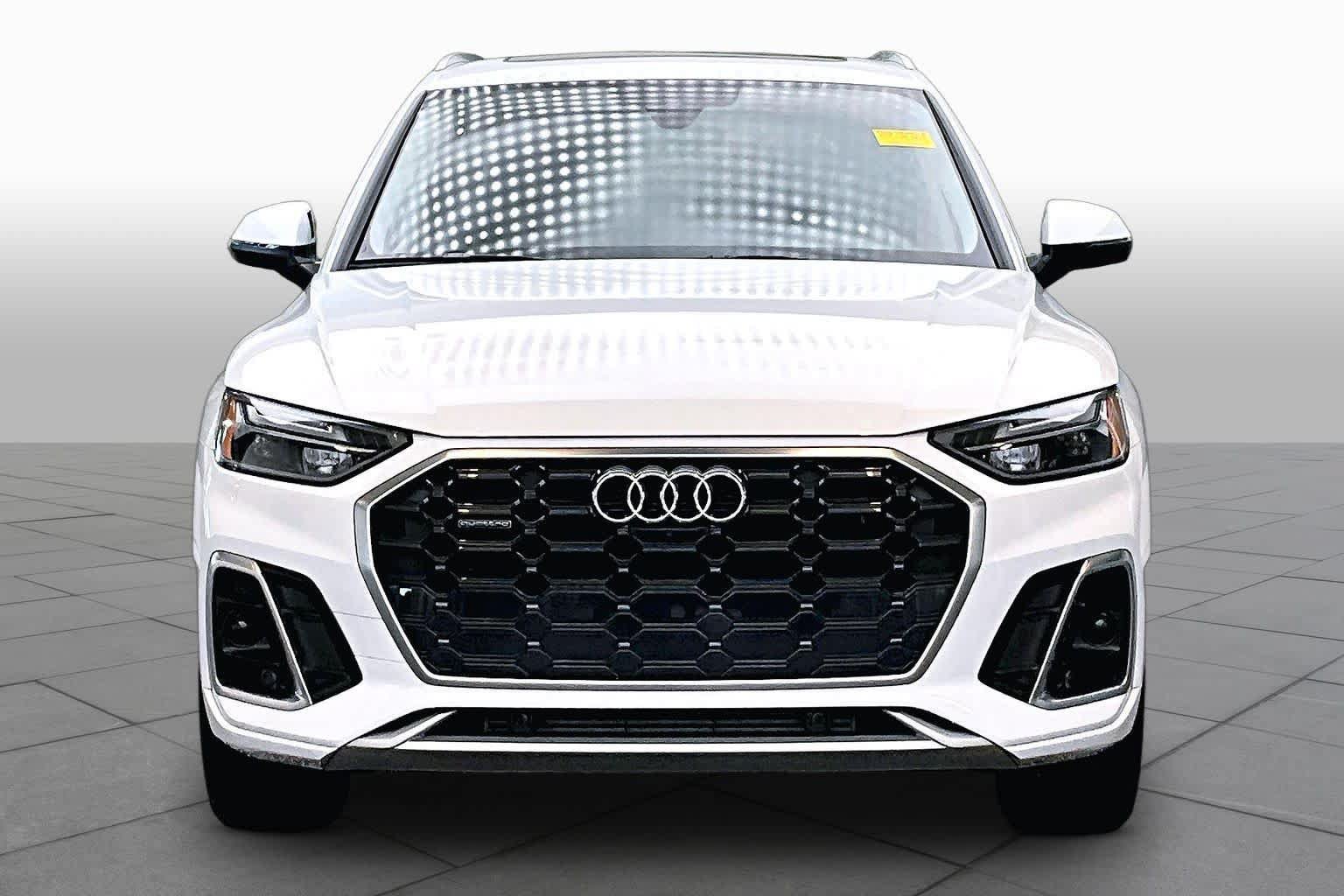 Certified 2024 Audi Q5 2.0T Premium Plus w/ Premium Plus Package AWD/4WD image 3