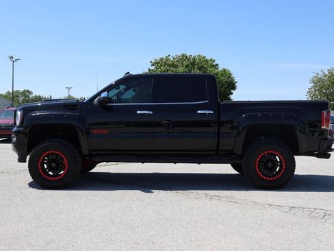 Used 2017 GMC Sierra 1500 SLT w/ SLT Premium Package AWD/4WD image 8