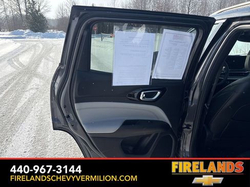 Used 2024 Jeep Compass Limited image 40