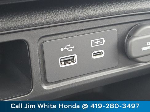 New 2025 Honda Pilot Touring image 13