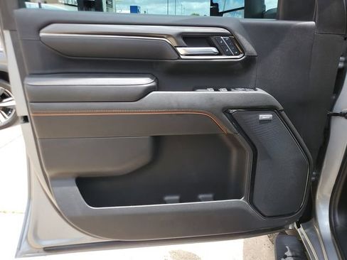 Used 2025 GMC Sierra 2500 AT4 w/ AT4 Premium Plus Package AWD/4WD image 16