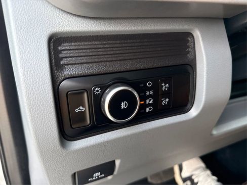 Used 2024 Ford F350 XLT AWD/4WD image 17