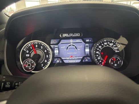 Used 2024 RAM 1500 Big Horn image 30