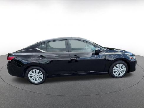 Used 2025 Nissan Sentra S FWD image 16