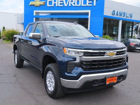 Used 2022 Chevrolet Silverado 1500 LT w/ Protection Package AWD/4WD image 1