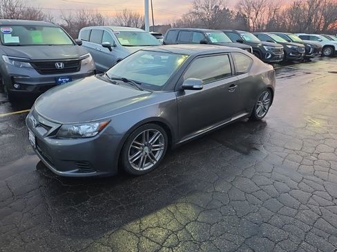 Used 2013 Scion tC image 2
