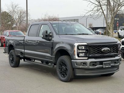 New 2026 Ford F350 Lariat w/ Black Appearance Package