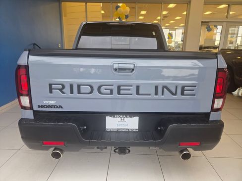 Certified 2024 Honda Ridgeline RTL image 7