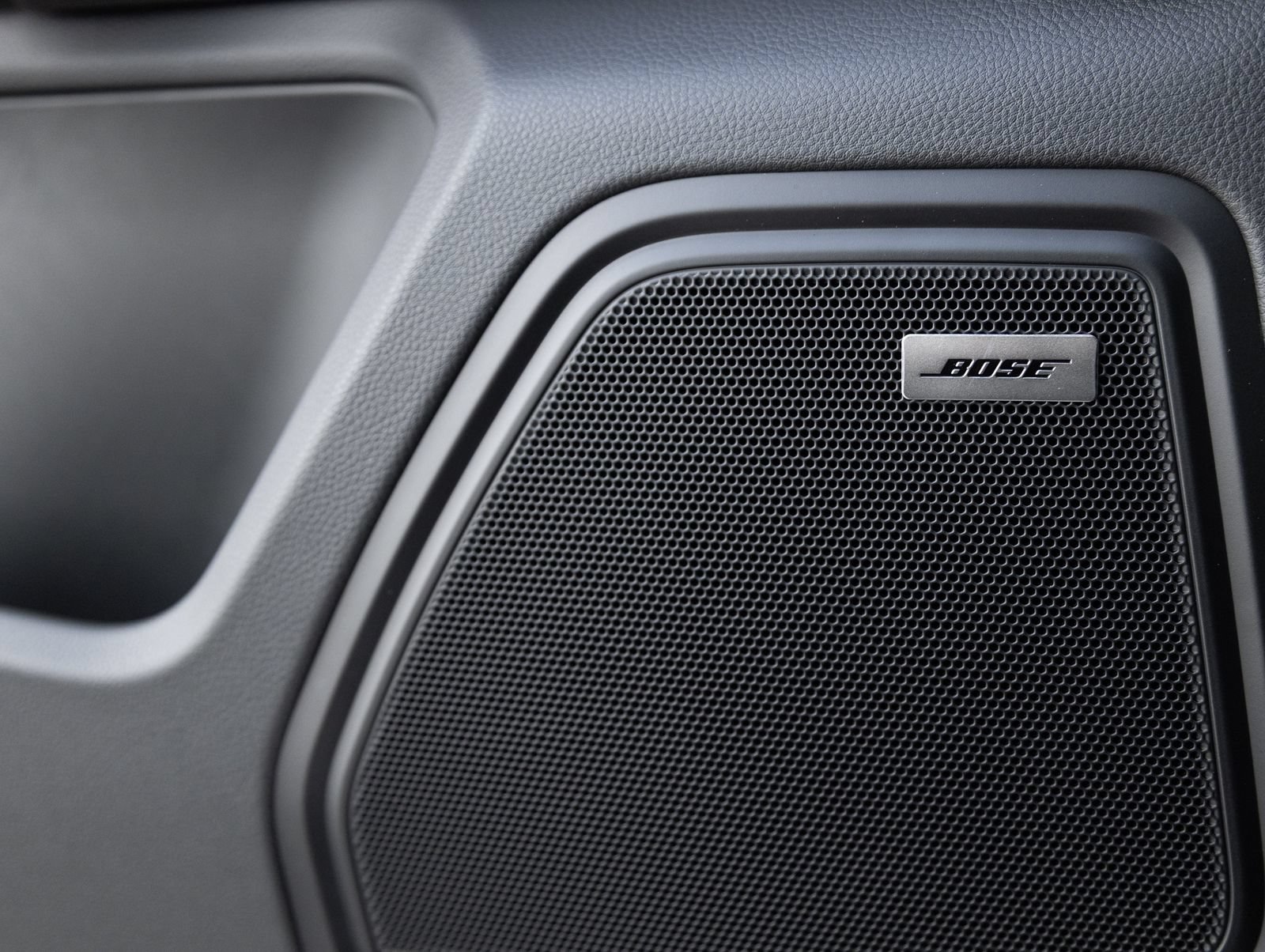 Certified 2026 Porsche Macan AWD/4WD image 20