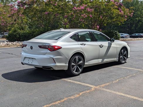 New 2025 Acura TLX w/ Technology Package image 5