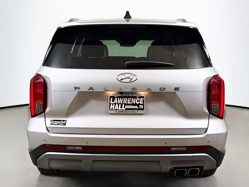 Used 2025 Hyundai Palisade SEL FWD image 5