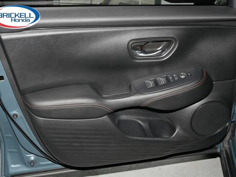 Certified 2024 Honda HR-V Sport image 17