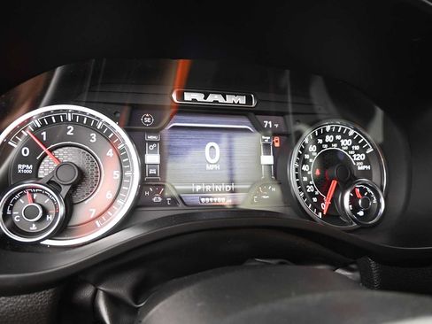 Used 2024 RAM 1500 Big Horn AWD/4WD image 7