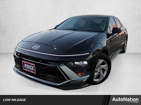 Used 2025 Hyundai Sonata SE image 1