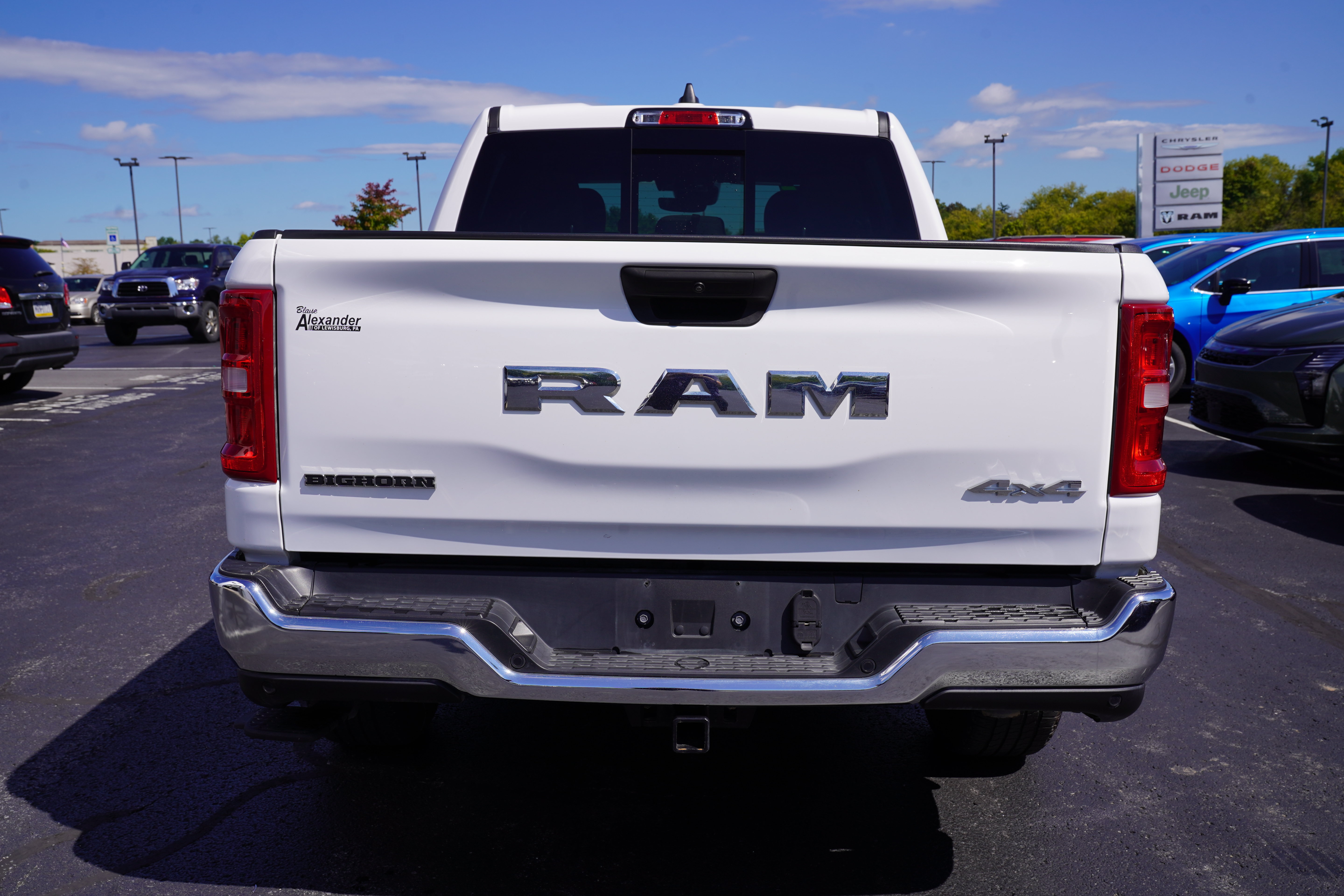 Used 2025 RAM 1500 Big Horn AWD/4WD image 7