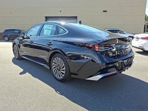New 2025 Hyundai Sonata SEL image 3