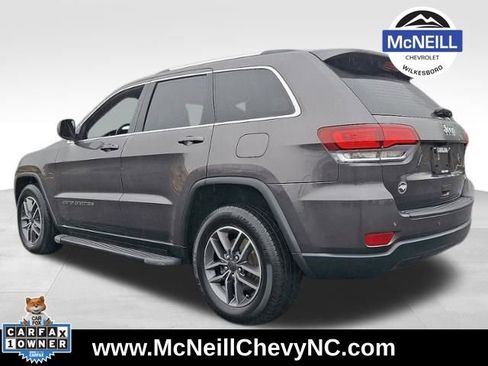 Used 2020 Jeep Grand Cherokee Laredo w/ 18" Wheel & 8.4" Radio Group RWD image 5