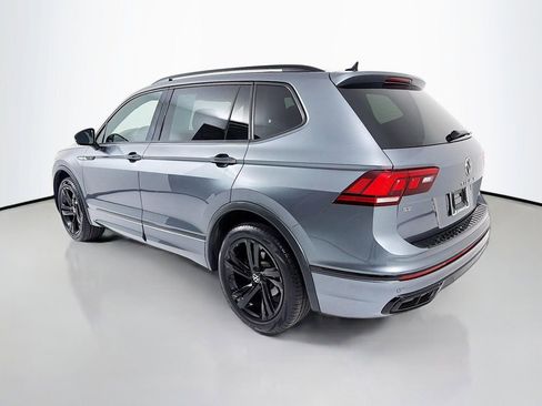Used 2023 Volkswagen Tiguan SE R-Line AWD/4WD image 5