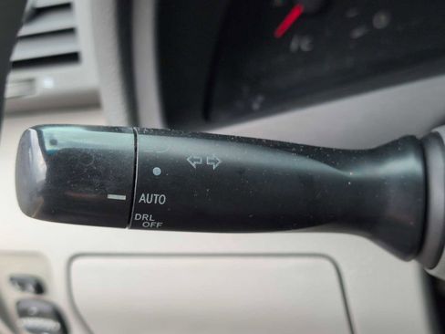 Used 2009 Toyota Camry FWD image 24