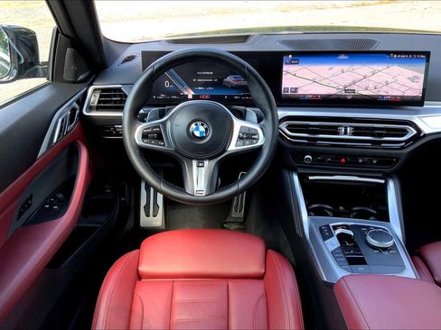 Used 2024 BMW 440i xDrive Coupe w/ Premium Package image 5