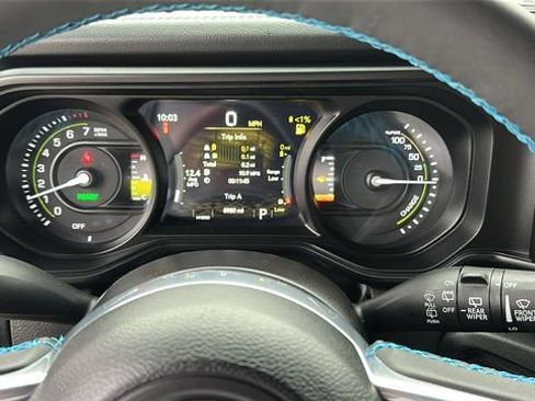 Used 2024 Jeep Wrangler High Altitude image 14
