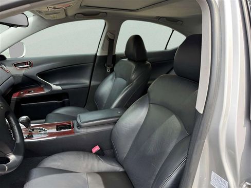 Used 2008 Lexus IS 250 AWD image 11