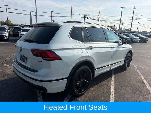 Certified 2024 Volkswagen Tiguan SE R-Line AWD/4WD image 3