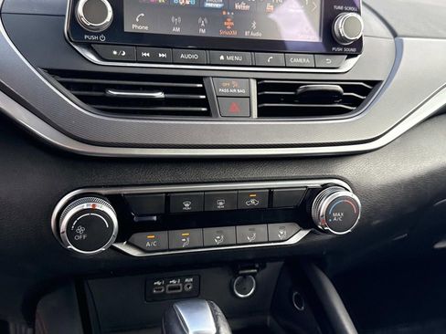 Certified 2025 Nissan Altima 2.5 SR FWD image 24