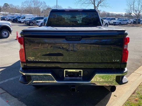 Used 2024 Chevrolet Silverado 2500 LTZ image 31