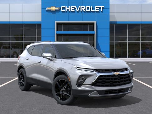 New 2026 Chevrolet Blazer LT w/ Sound & Technology Package AWD/4WD image 7