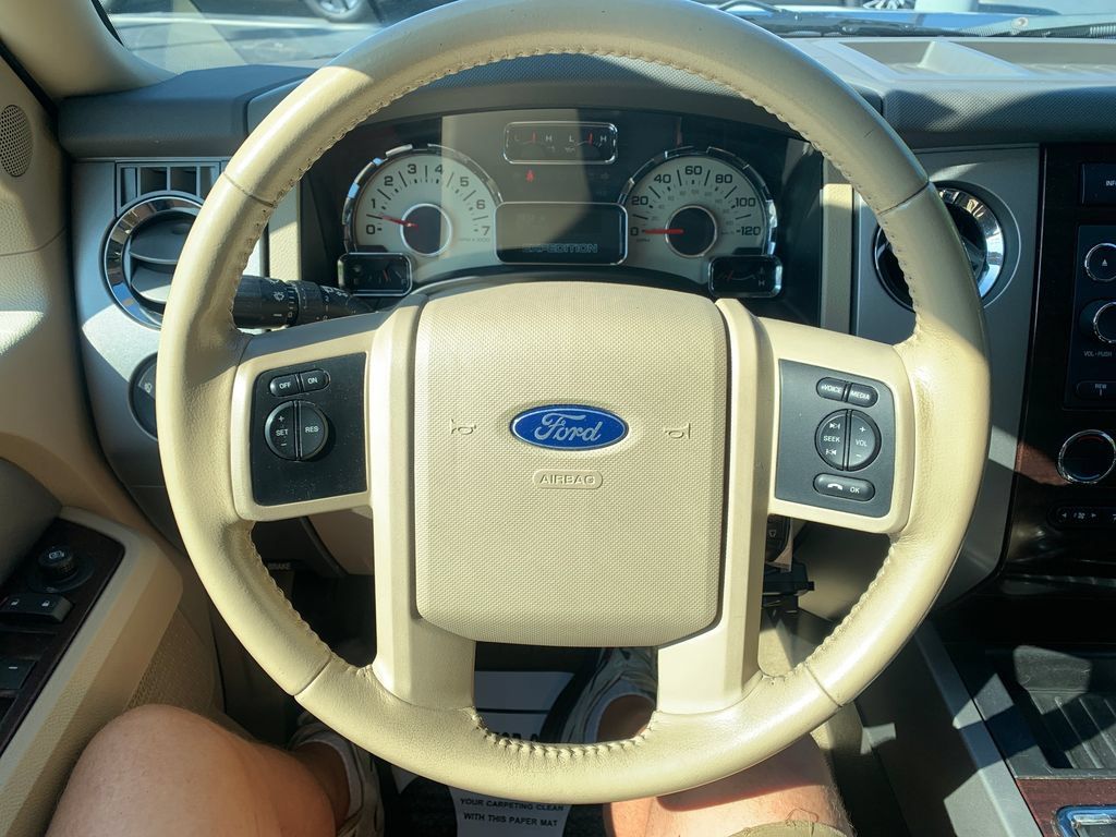 Used 2012 Ford Expedition XLT AWD/4WD image 8