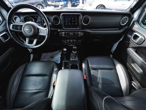 Used 2023 Jeep Wrangler Unlimited Sahara w/ Cold Weather Group image 48