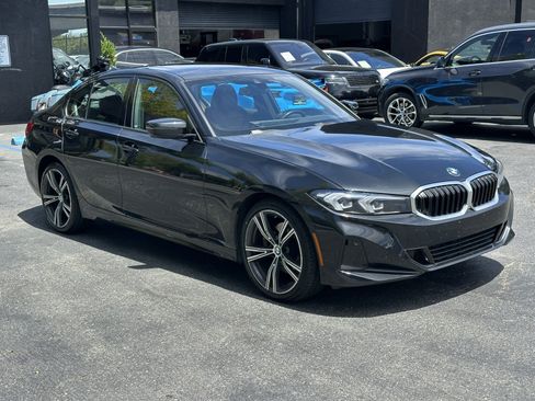 Used 2023 BMW 330i Sedan w/ Driving Assistance Package RWD image 7