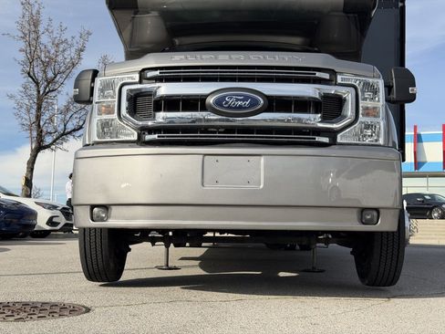 Used 2021 Ford F550 4x4 Regular Cab Super Duty w/ XLT Value Package image 90