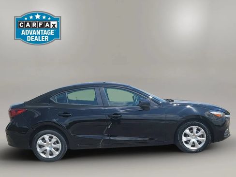 Used 2017 MAZDA MAZDA3 Sport FWD image 4