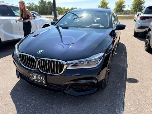 Used 2016 BMW 750i xDrive AWD/4WD image 7
