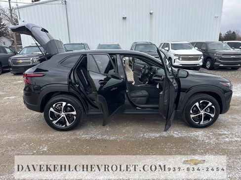 Used 2025 Chevrolet Trax RS w/ Driver Confidence Package image 15