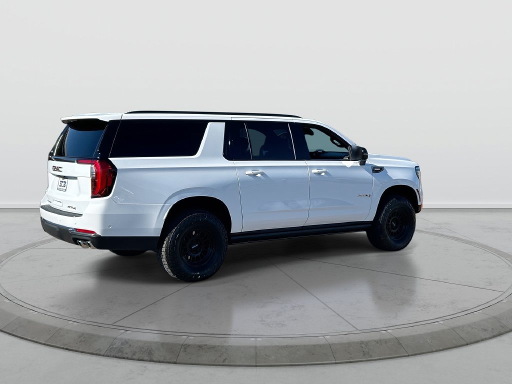 Used 2026 GMC Yukon XL AT4 w/ AT4 Premium Plus Package AWD/4WD image 8