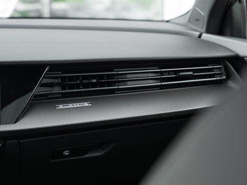 New 2026 Audi RS 3 AWD/4WD image 16