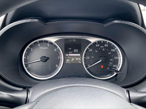 New 2025 Nissan Versa S image 21