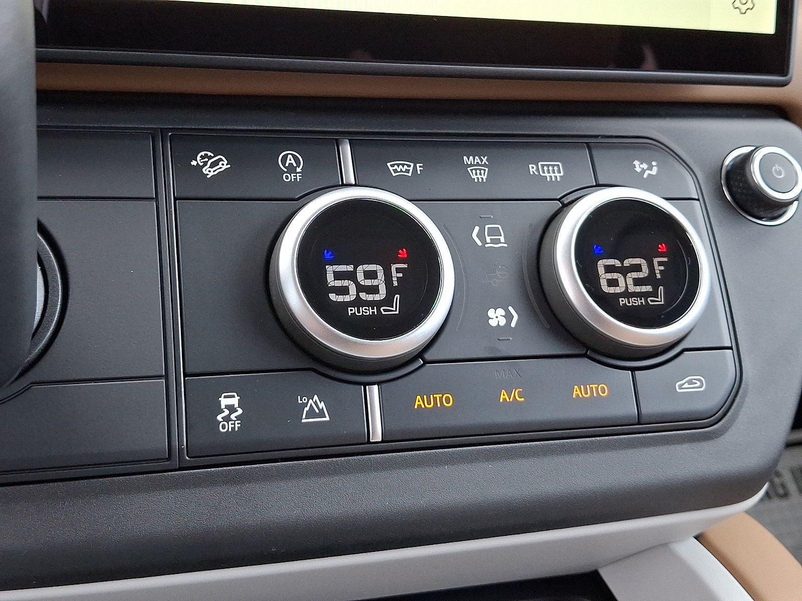 New 2026 Land Rover Defender 110 S AWD/4WD image 13