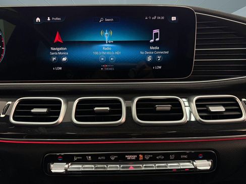 Used 2021 Mercedes-Benz GLE 350 4MATIC w/ Premium Package image 29