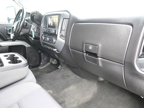 Used 2015 Chevrolet Silverado 2500 LT w/ LT Convenience Package image 22