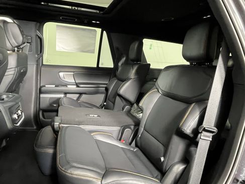 New 2026 Ford Expedition Tremor image 14