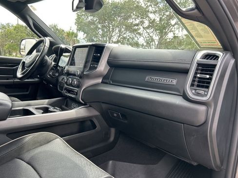 Used 2020 RAM 3500 Laramie w/ Night Edition image 35